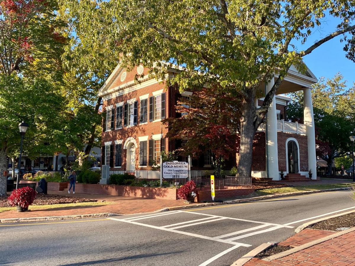 Holiday Inn Express & Suites - Dahlonega - University Area By Ihg Εξωτερικό φωτογραφία